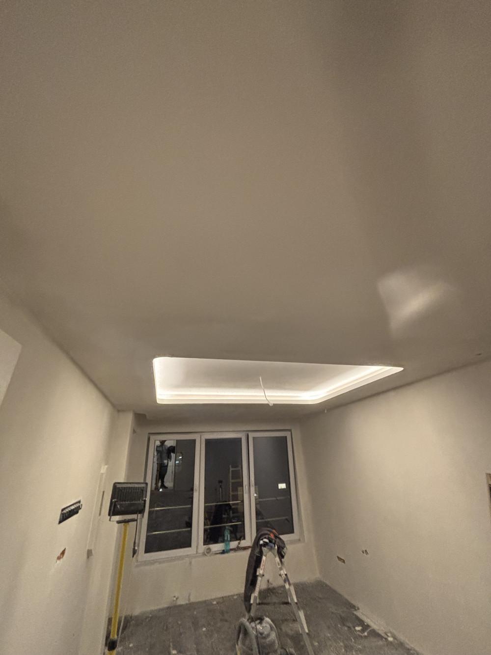 Окачен таван от ГК и финна шпакловка по стените
