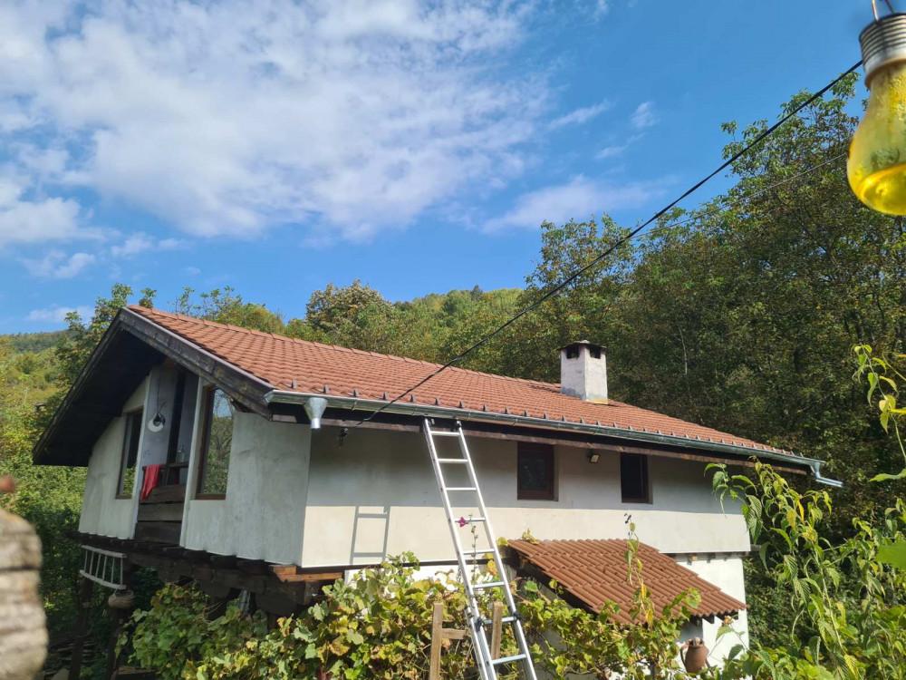 IMG-5757547f4e57bc248fafac750dd304ac-V