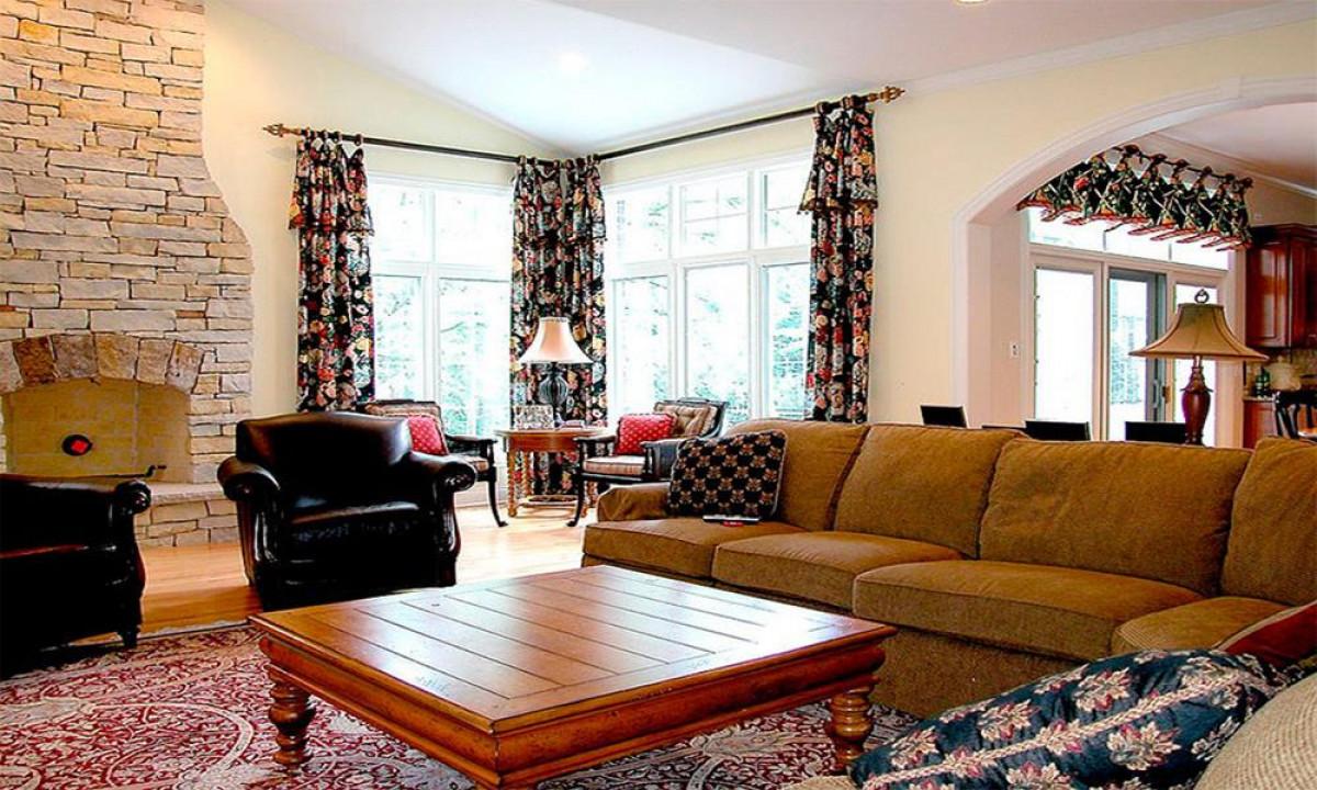 Тъмните пердета изискват големи пространства