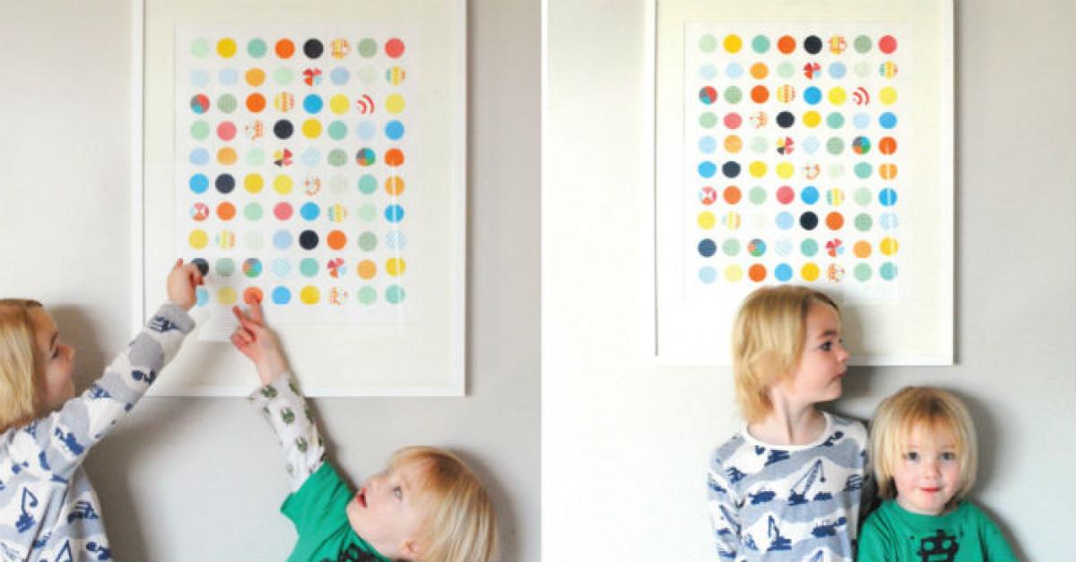 Шедьовър за стена от весели кръгчета