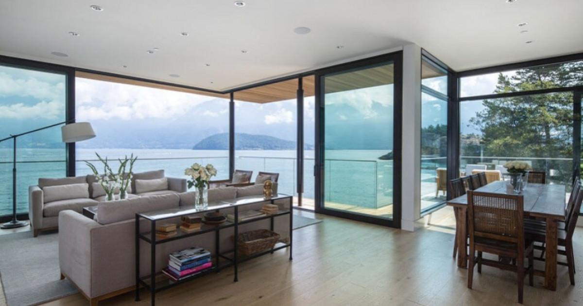 Стъклени стени