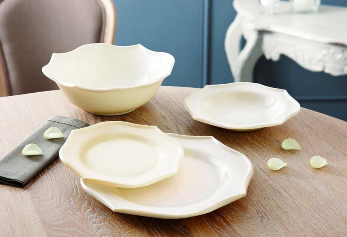 Нежен сервиз за хранене от 19 части