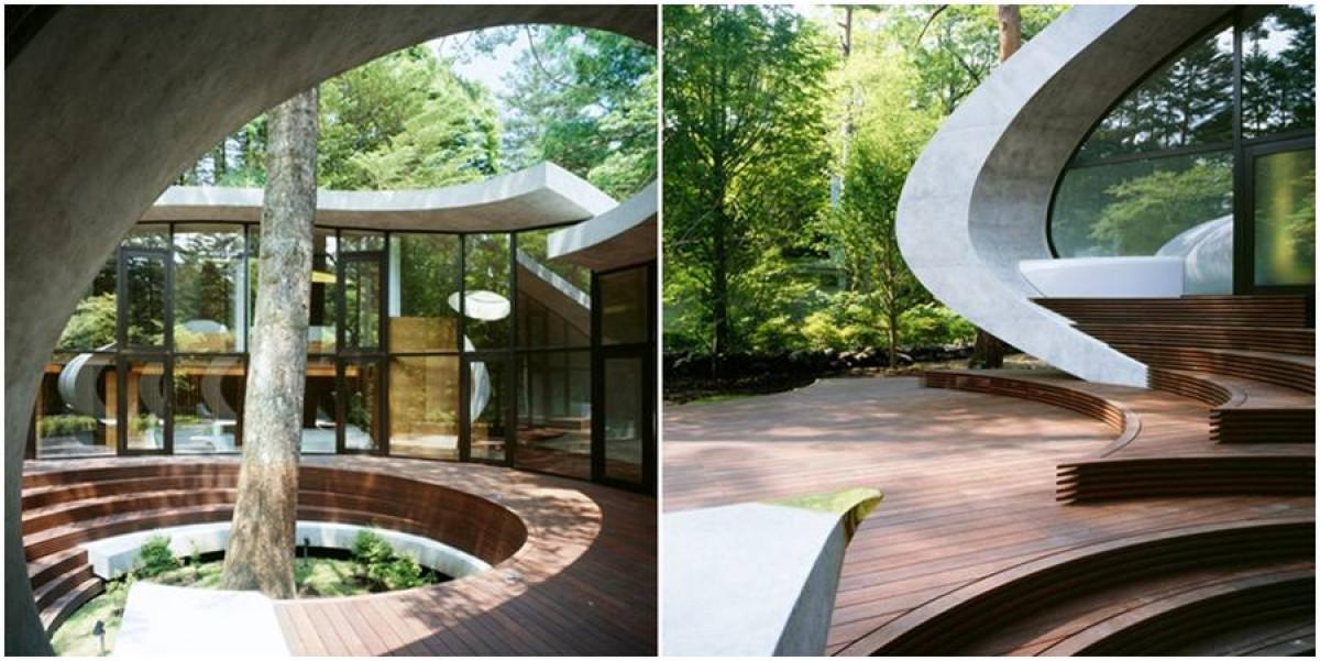 В двора се усеща най-силно присъствието на природата