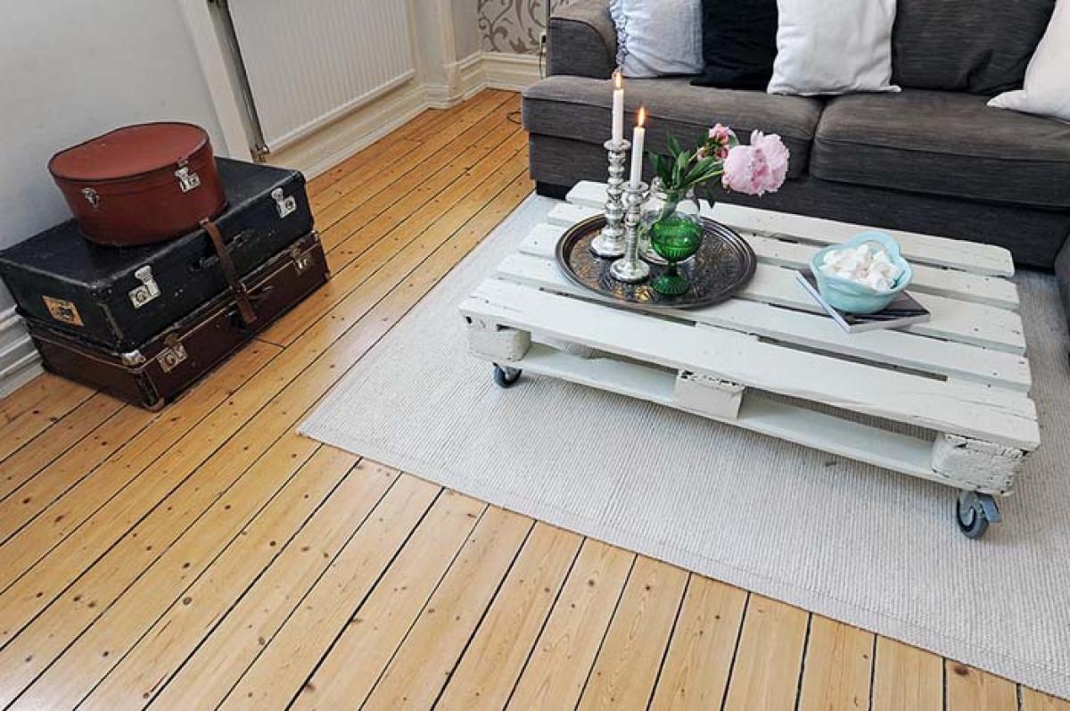 Холни масички от палети