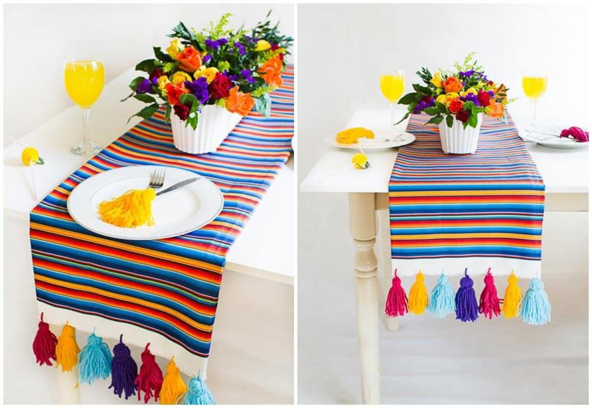 Заложете на класическа бяла покривка или тишлайфер с уникален дизайн