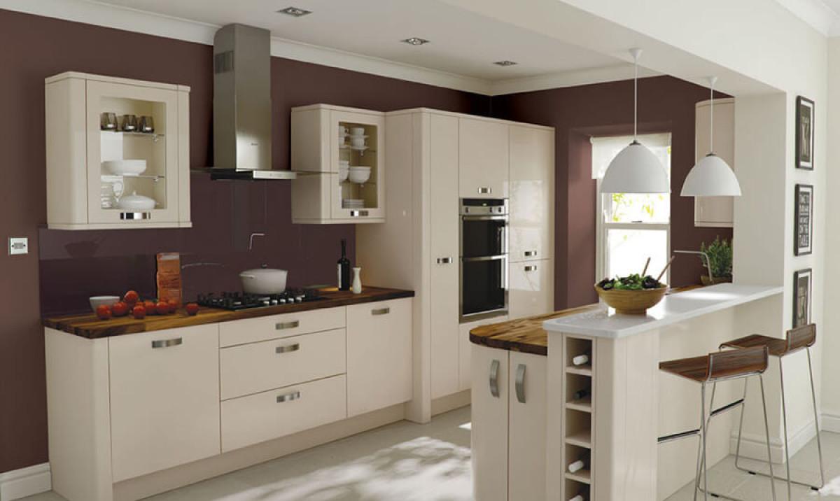 Практична подмяна на горни кухненски шкафове