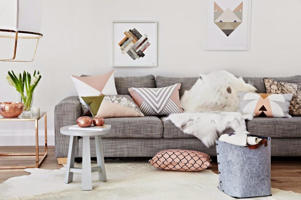 Започнете с метали под формата на кокетни детайли