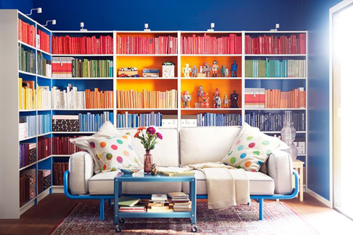 Идея 4: Подредете книгите по цветове