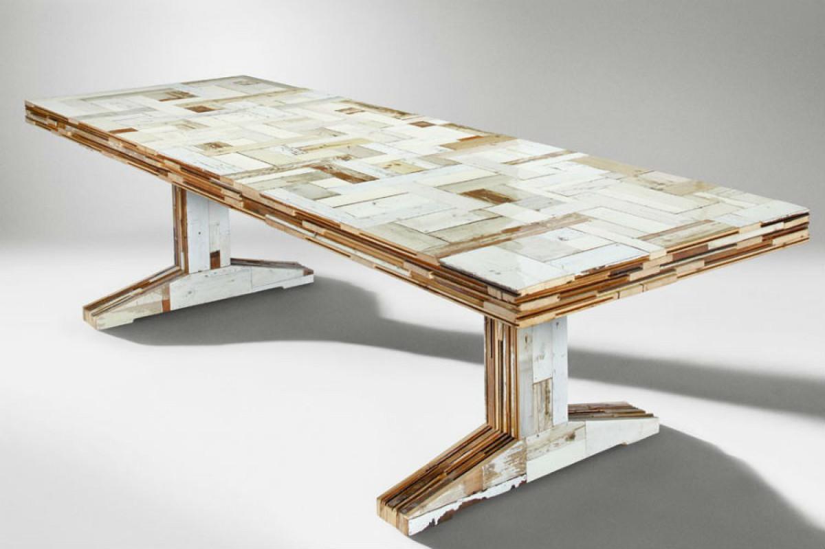 Маса от рециклирано дърво