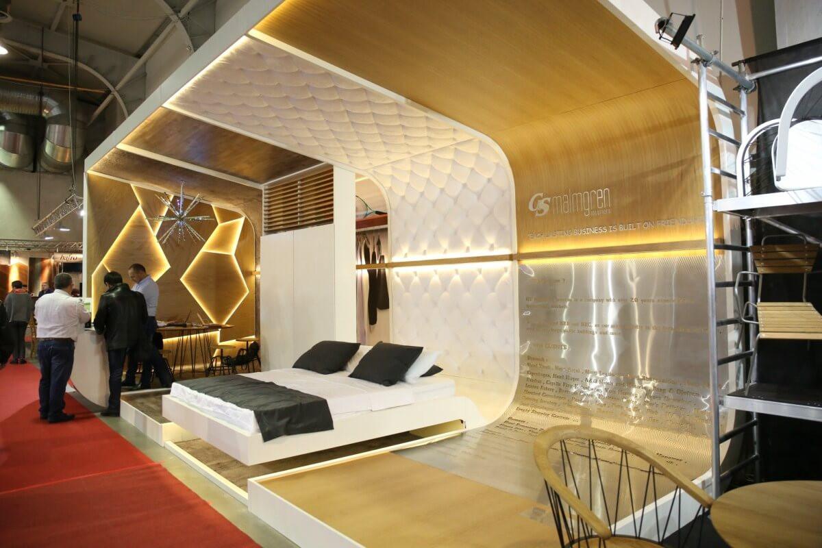 Спалнятаи още мъничко за интериора