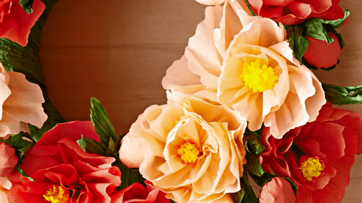 Хартиени божури - как да направите цветовете?