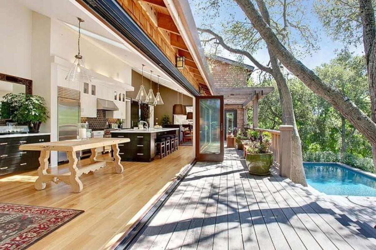 Кухня, отворена към света