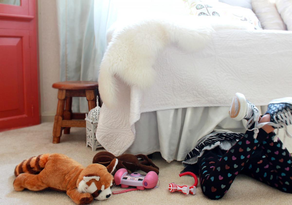 Често ли пропускате да погледнете зад и под мебелите?