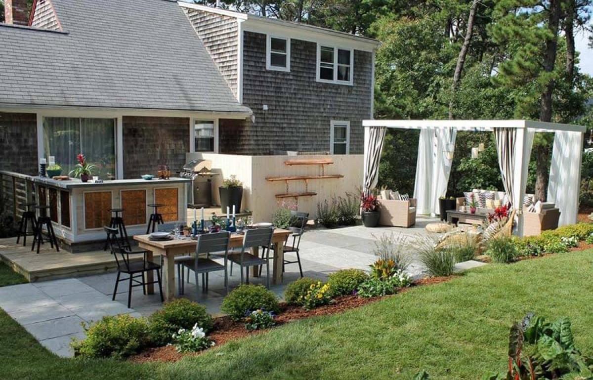 След: Прекарайте остатъка от лятото навън