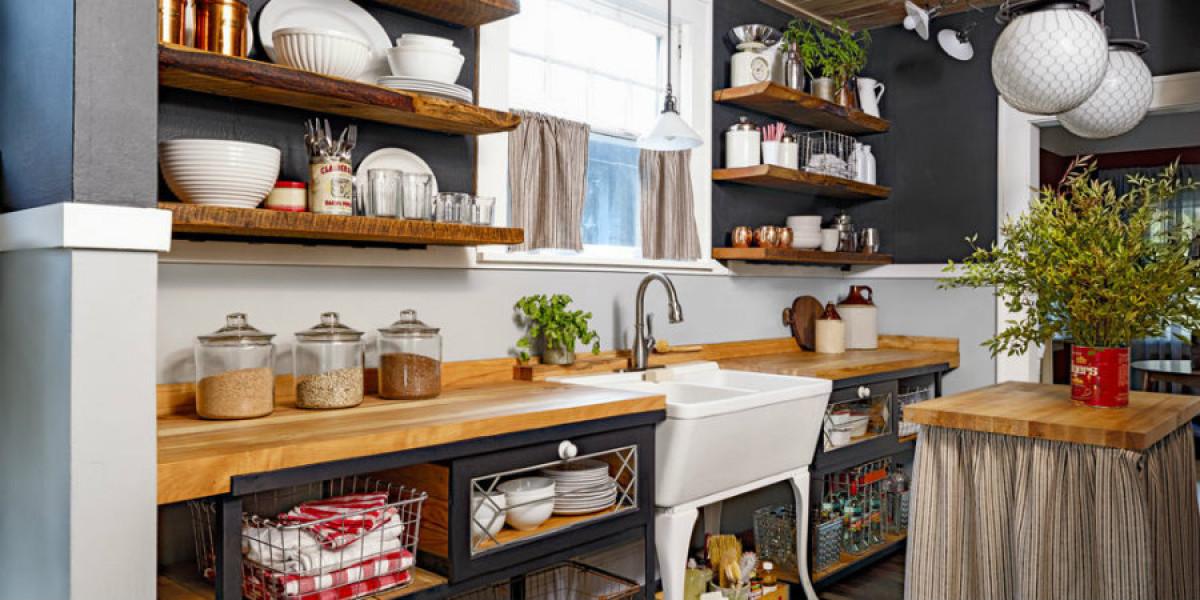 Весели дървени лавици