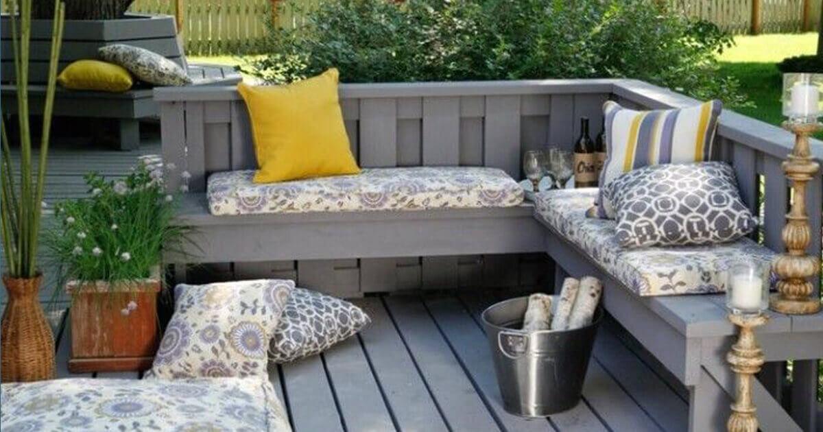 Уютно място за вас и вашите приятели в градината