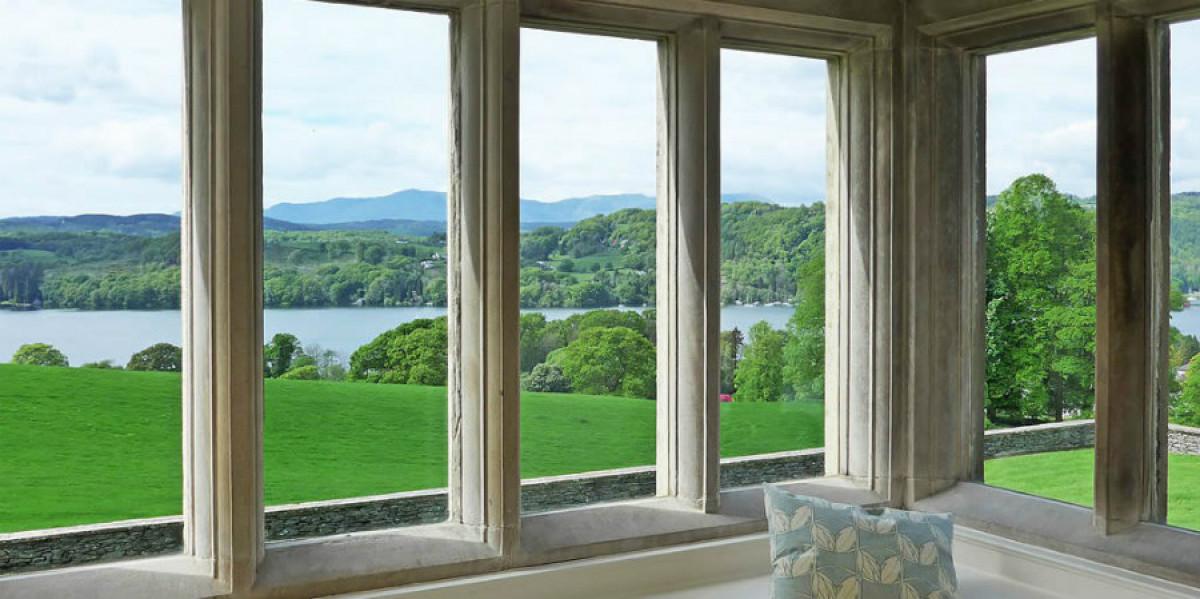 Има ли значение по кое време на деня мием прозорците?