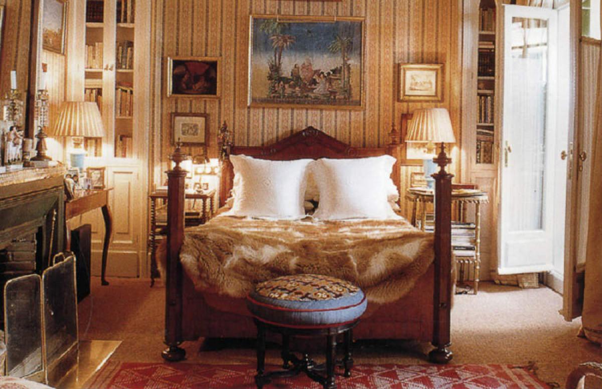 Уютна спалня с детайли