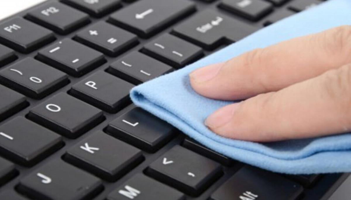 Кърпички за почистване на клавиатура