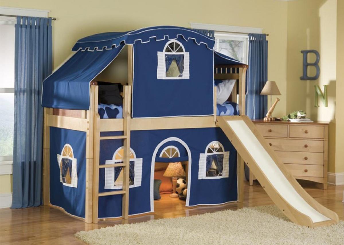 Място за игри и сбъднати мечти - двуетажно легло с пързалка