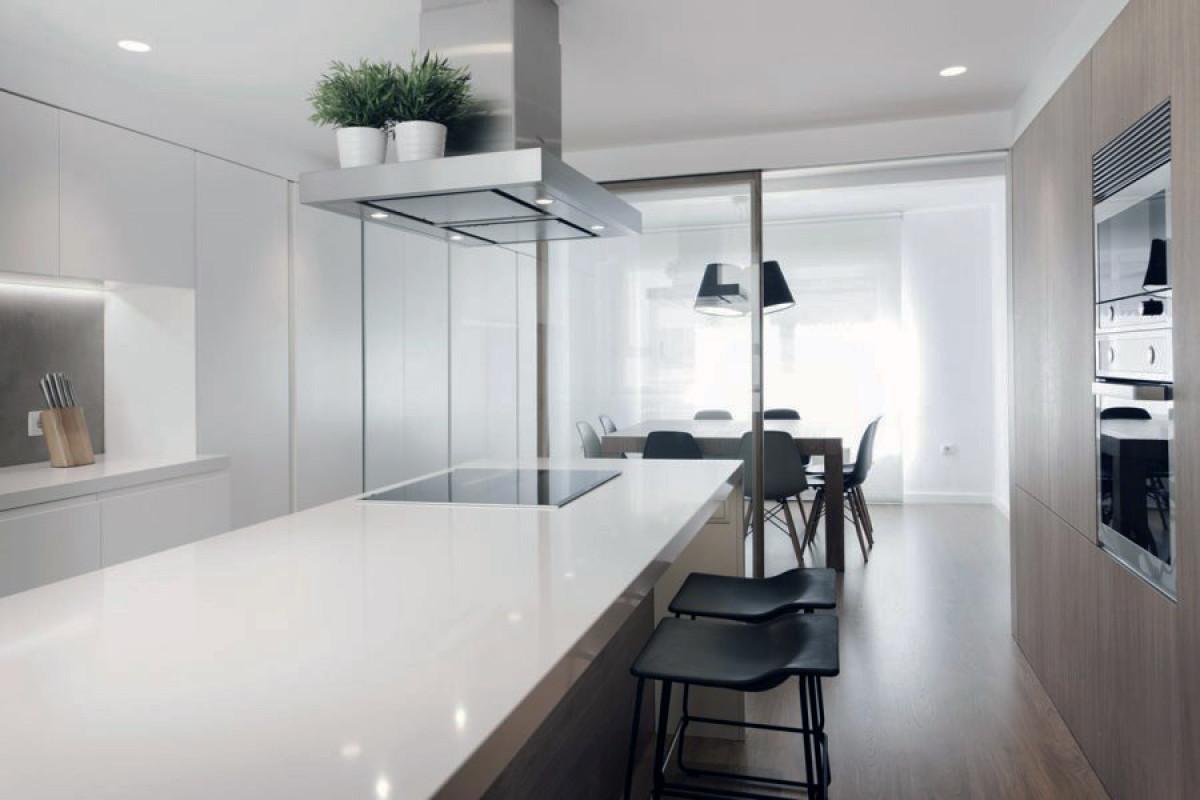 Ако сте почитатели на минимализма, това е вашият апартамент мечта!