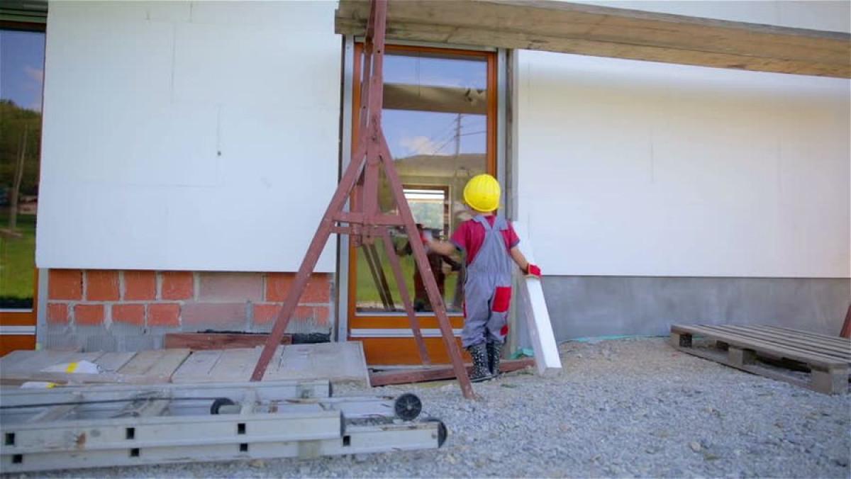 Стиропорът излиза на чело във външната изолация