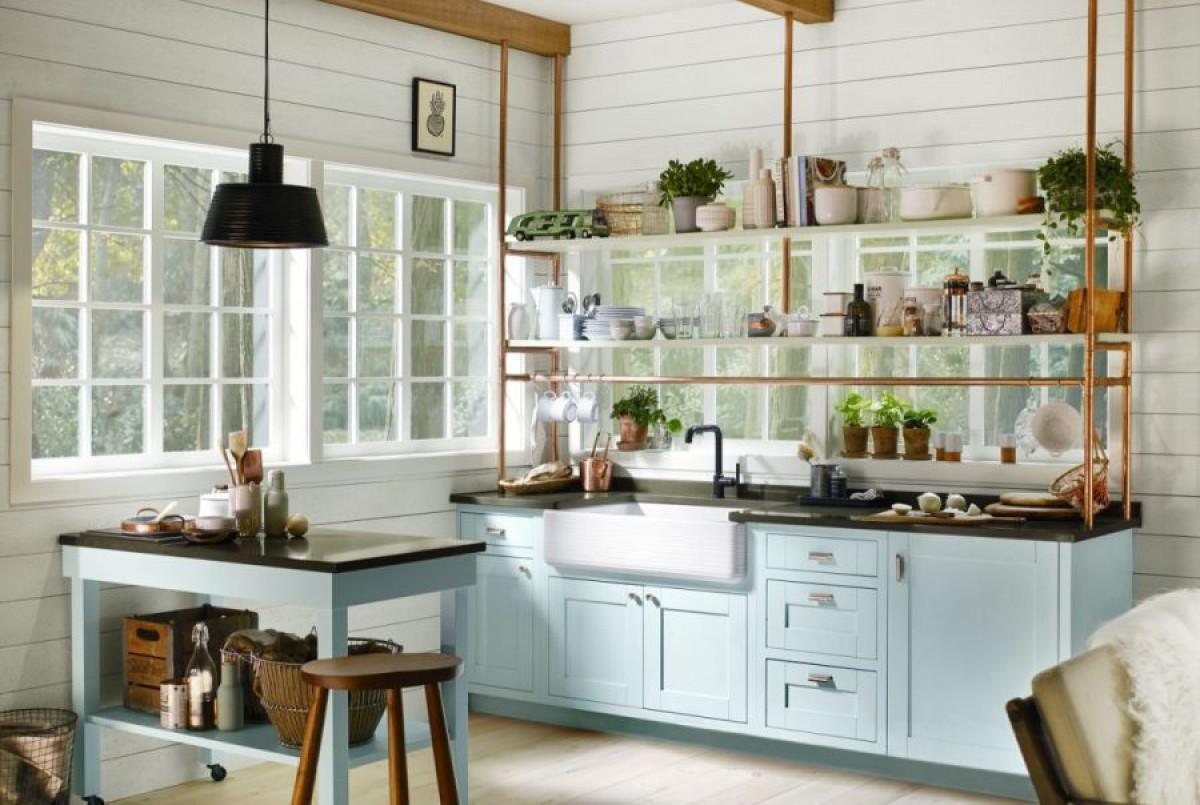 Използвайте плота като маса за хранене в малката си кухня