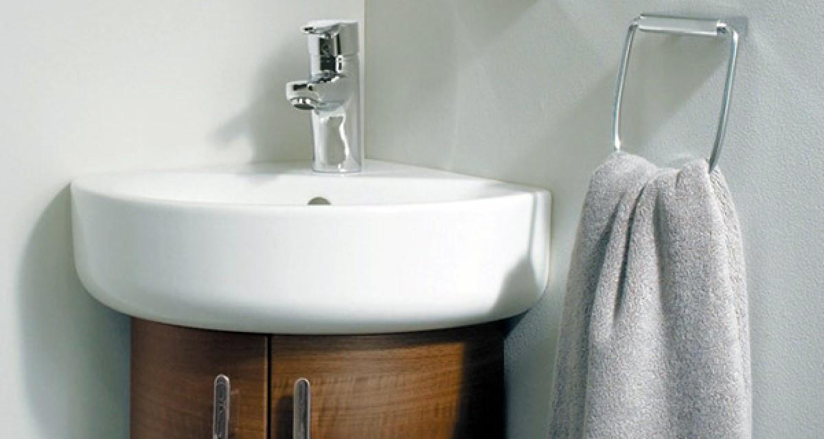 Монтиране на малка ъглова мивка