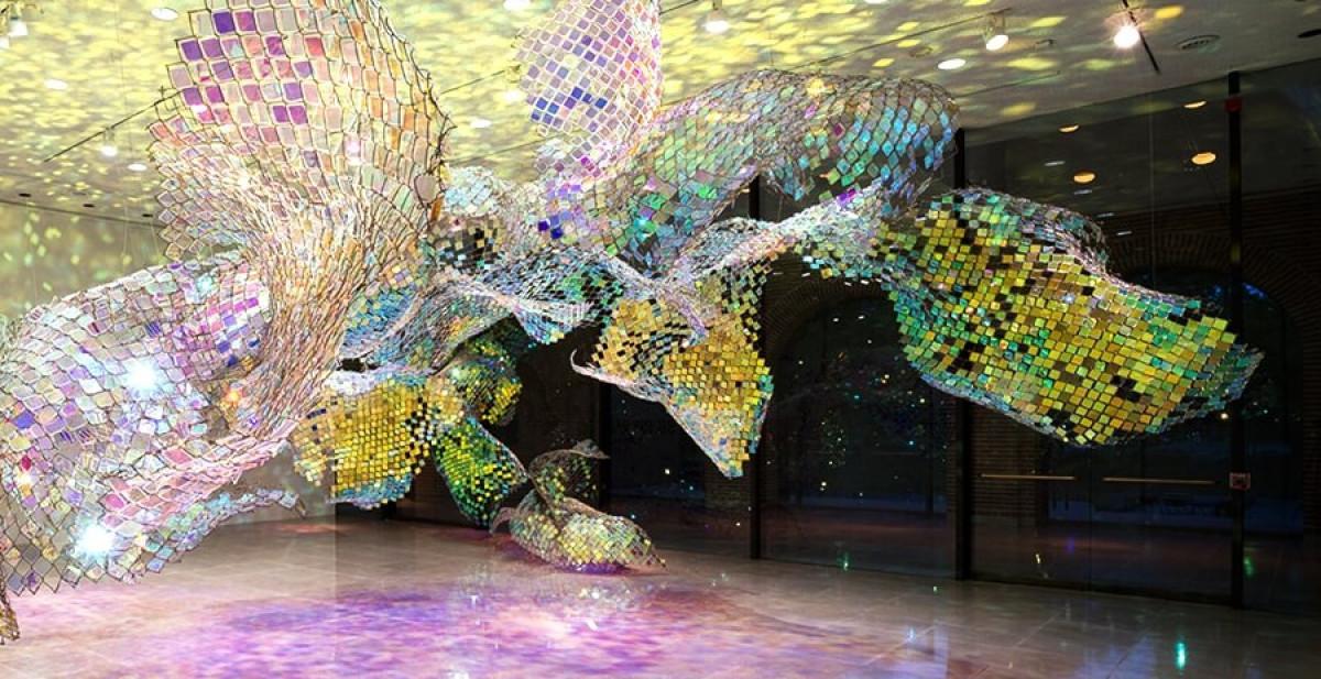 Блестяща инсталация с телена ограда