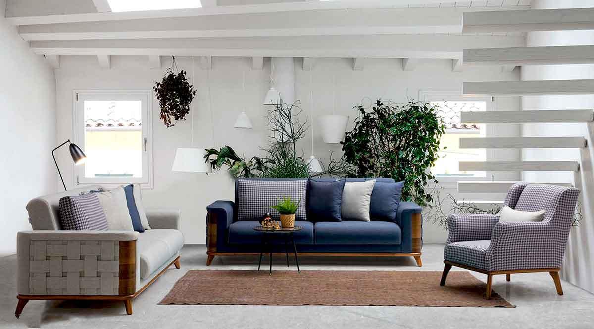 Диванът в дневната – няма как да минем без него