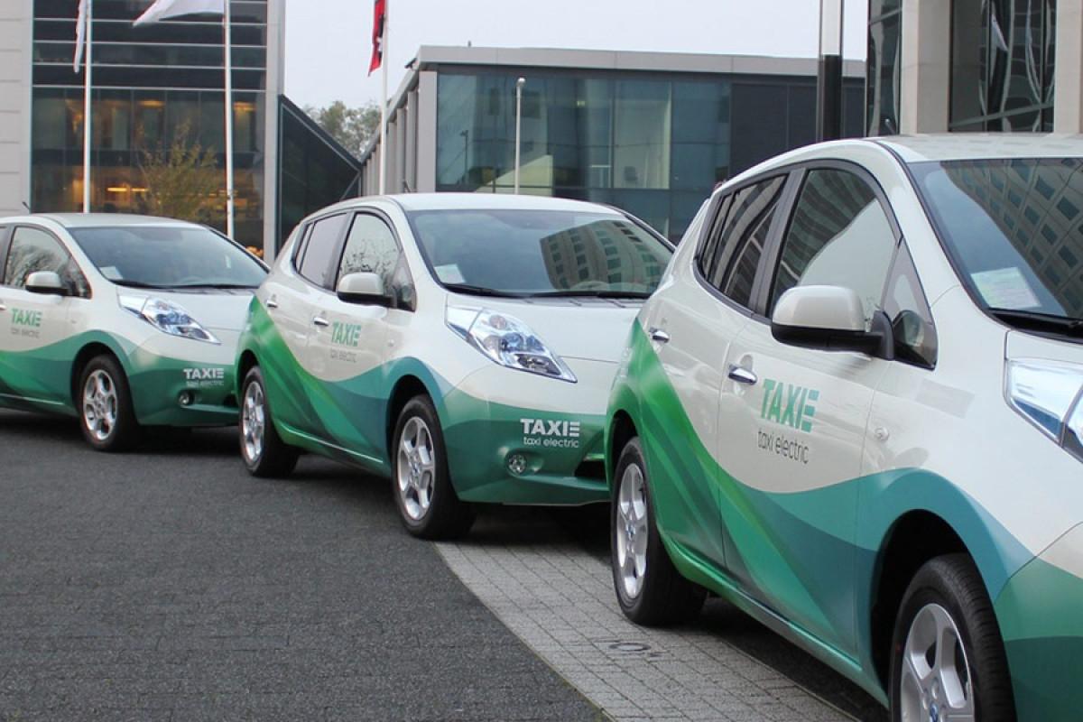 Възникването на първите електрически таксита