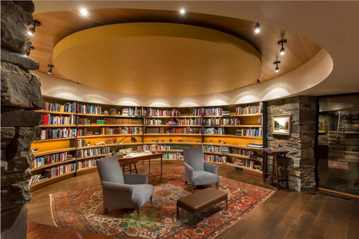 Функционални и стилни спалня и библиотека