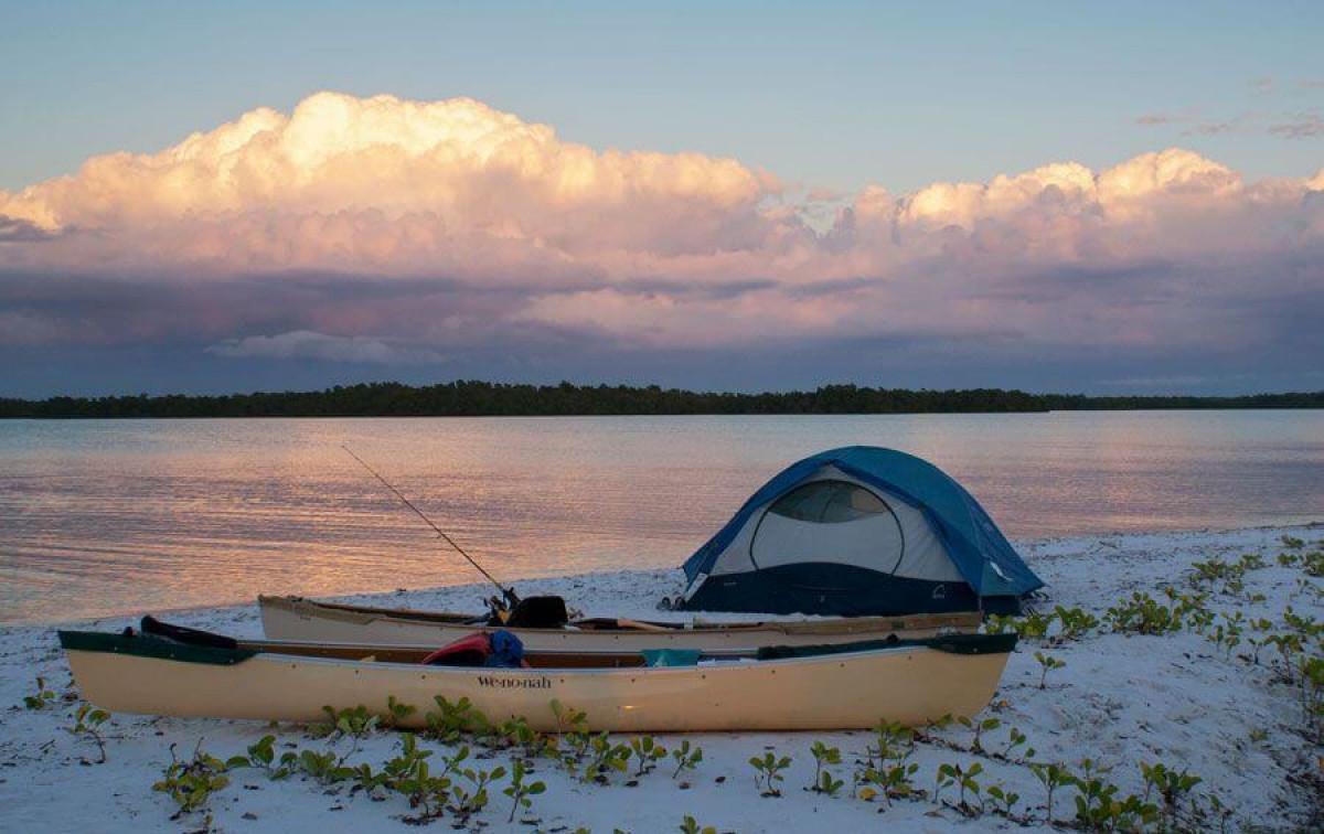 Готови ли сте за разходка с лодка?