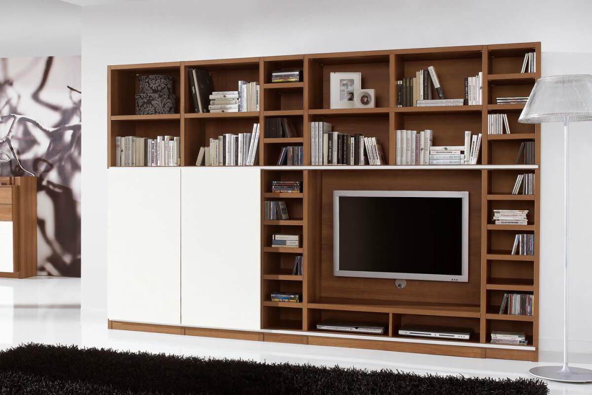 Скрийте телевизора зад функционална плоскост