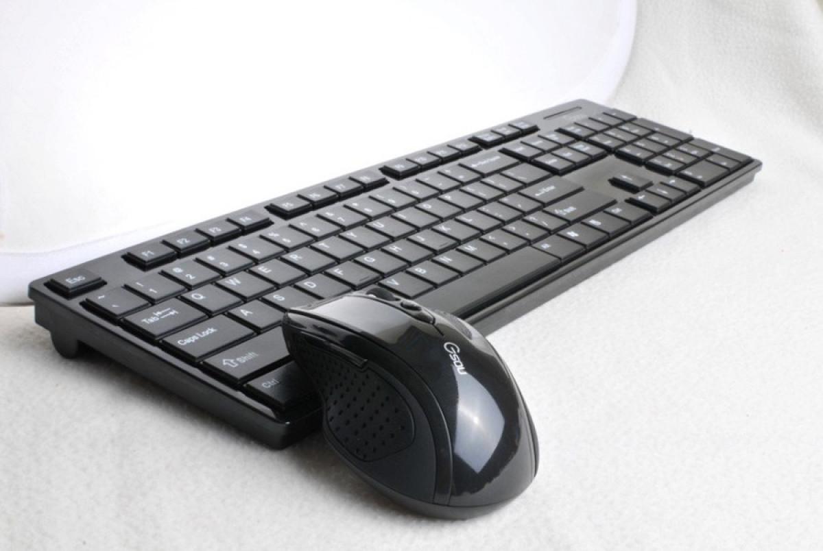 Трябва ли да е в комплект с мишка?