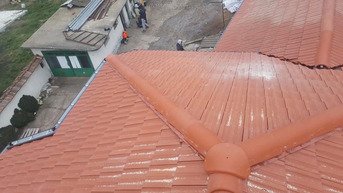 професионално изграждане на покриви и доставка на арт безшевни улуци халета къщи