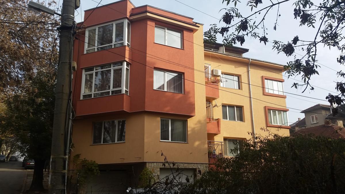 Жилищна сграда