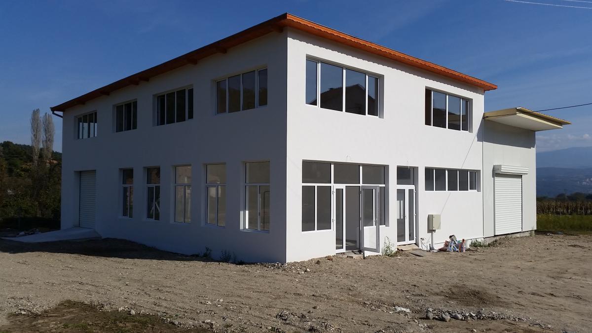 Промишлена сграда