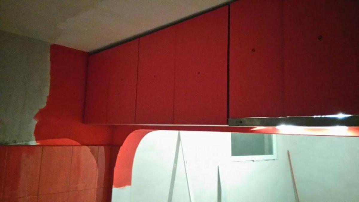 кухненски шкаф