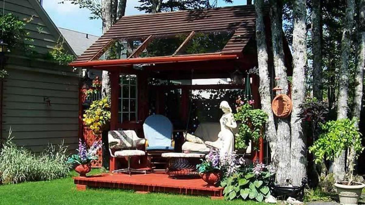 Дървените беседки като в приказките на братя Грим