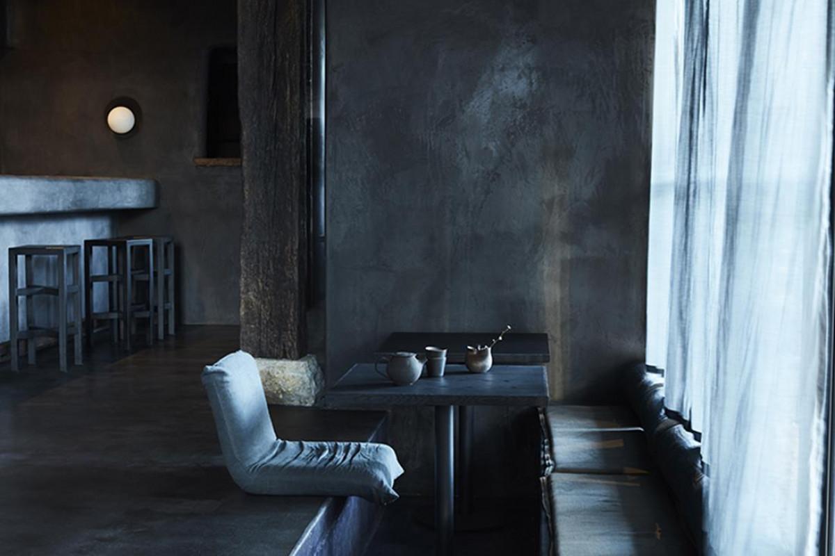 Оригиналното в концепцията на тази японска естетика е...