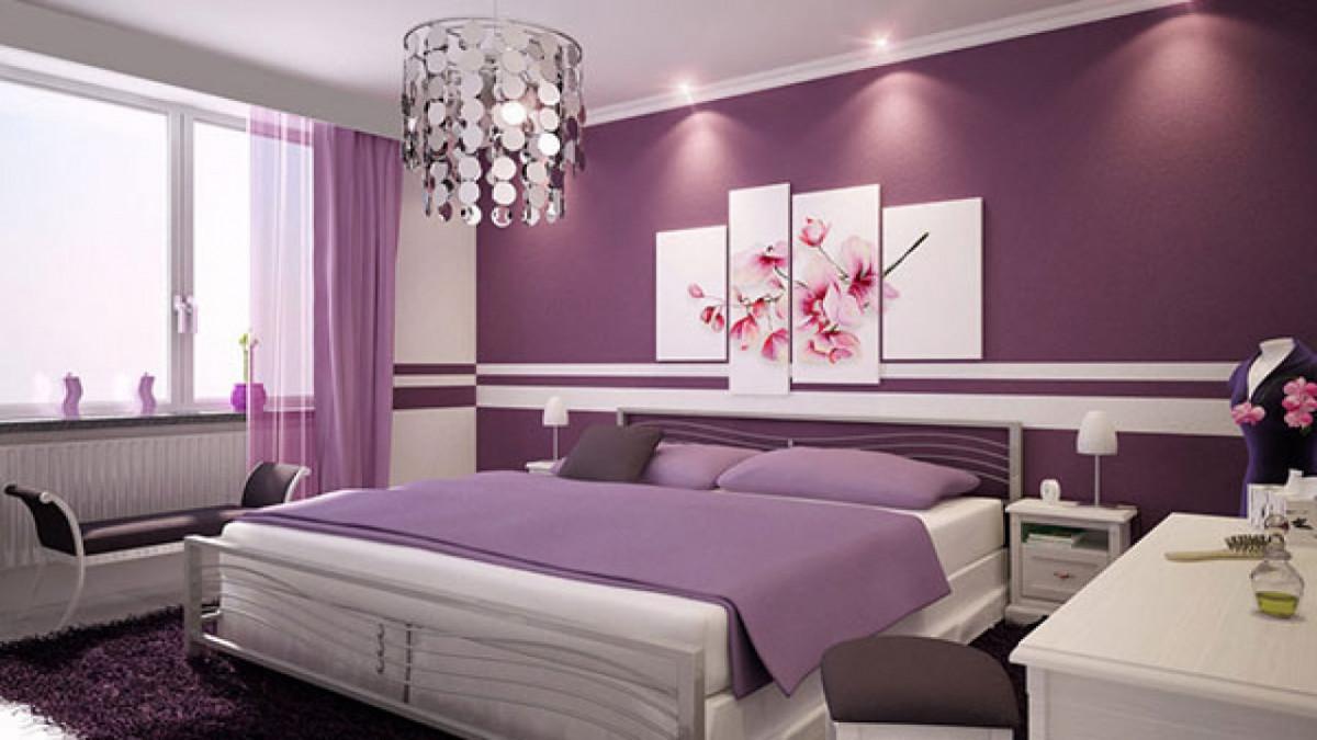 Дизайн на спалнята в бяло и люлякови нюанси