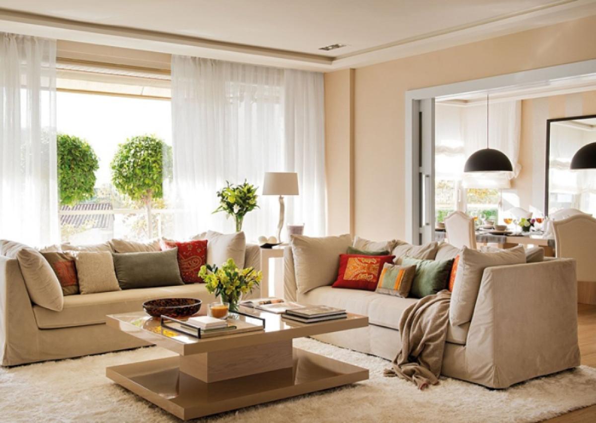 Бежово и бяло за хола