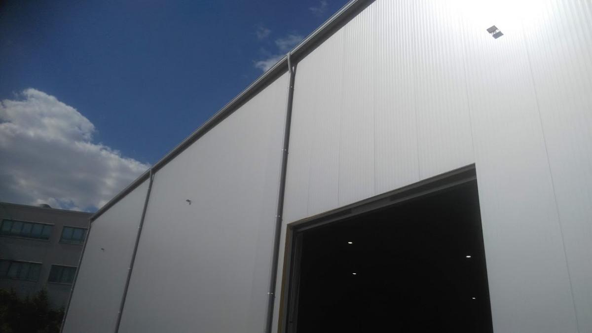 лампи фасада