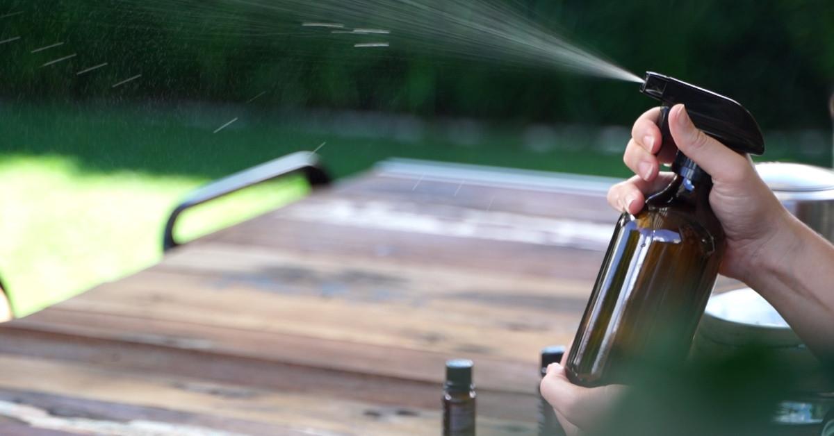 Как лесно да отстраним лепенки с подръчни средства?