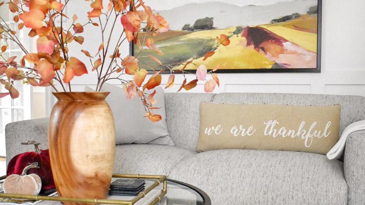 Листа във ваза