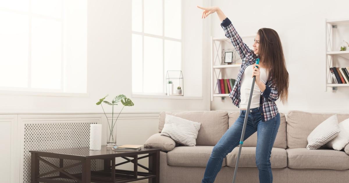 Кои места в дома са идеални за развитие на микроби и как да ги почистим?