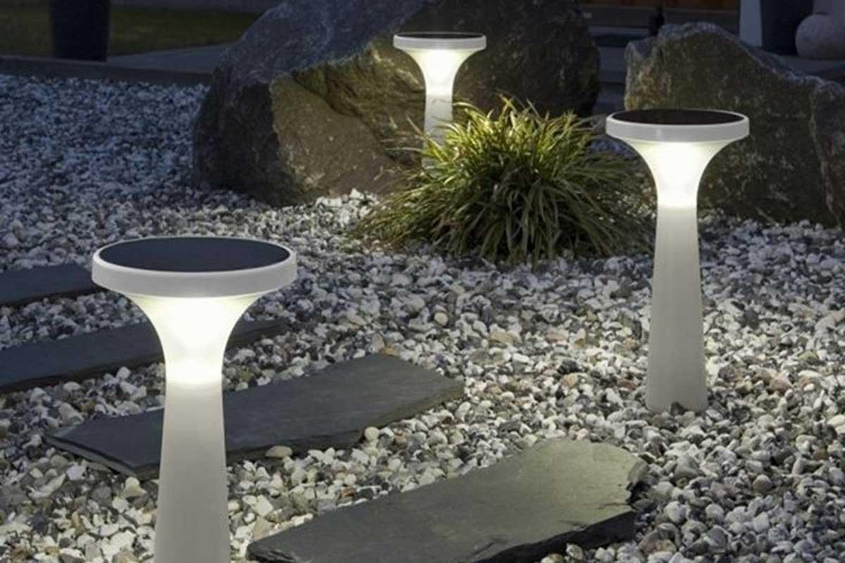 Колко може да сме смарт и еко по светещата пътеката