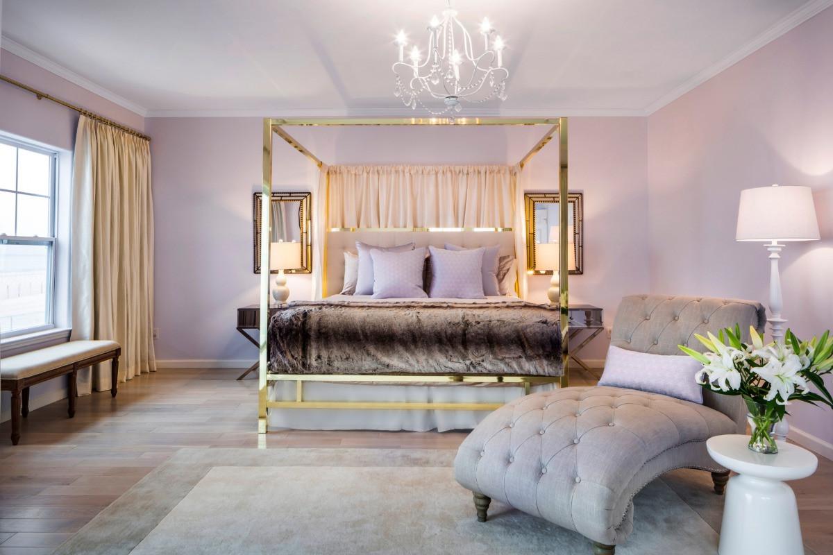 Прекрасният лавандулов цвят