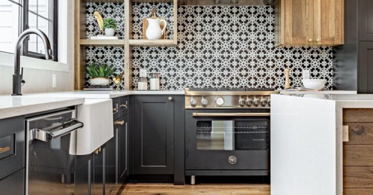 Въображението срещу бюджета – как да преобразим малката кухня?